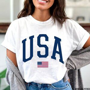 NEW Big USA American Flag July 4th Fourth Of July Crewneck Graphic Tee Shirt